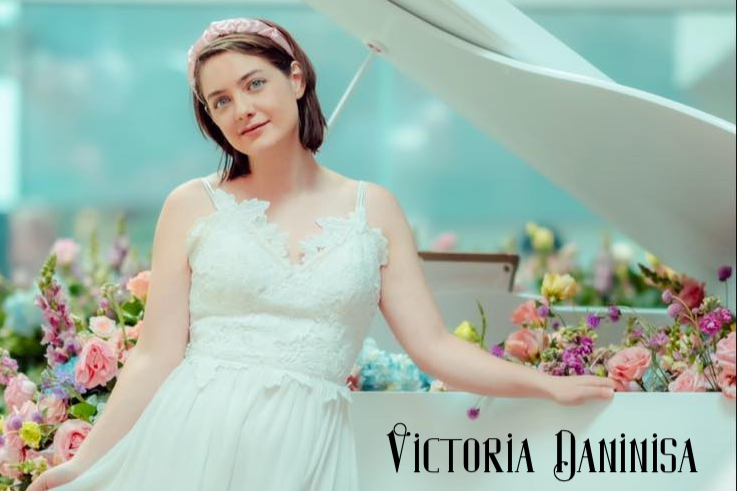 Anchor welcomes Victoria Daninisa